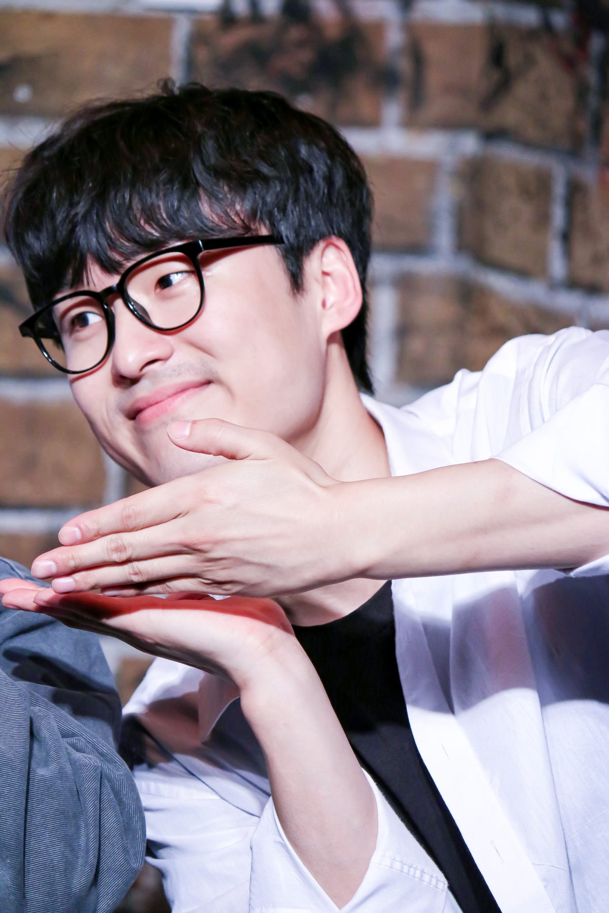 연극 괴담 캐릭터 컷