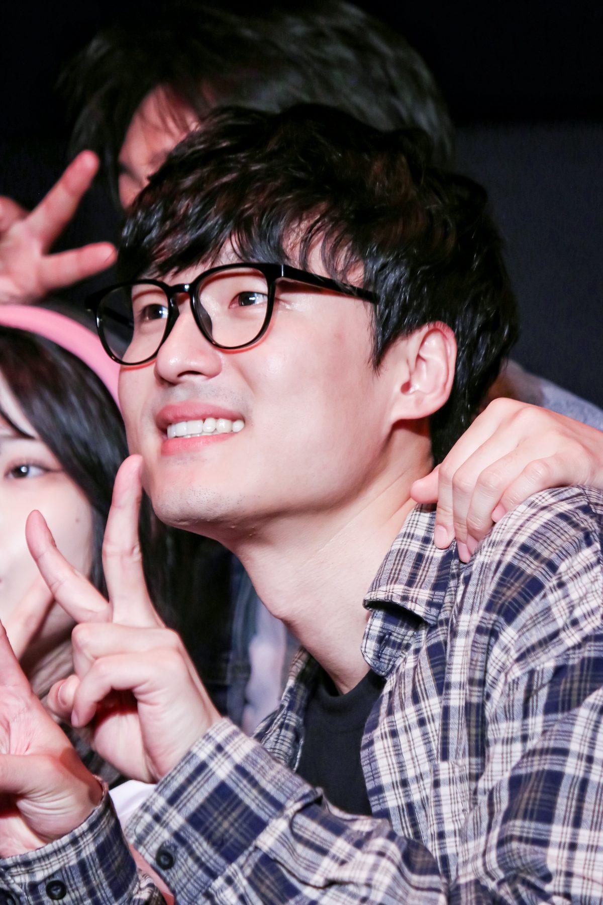 연극 괴담 캐릭터 컷